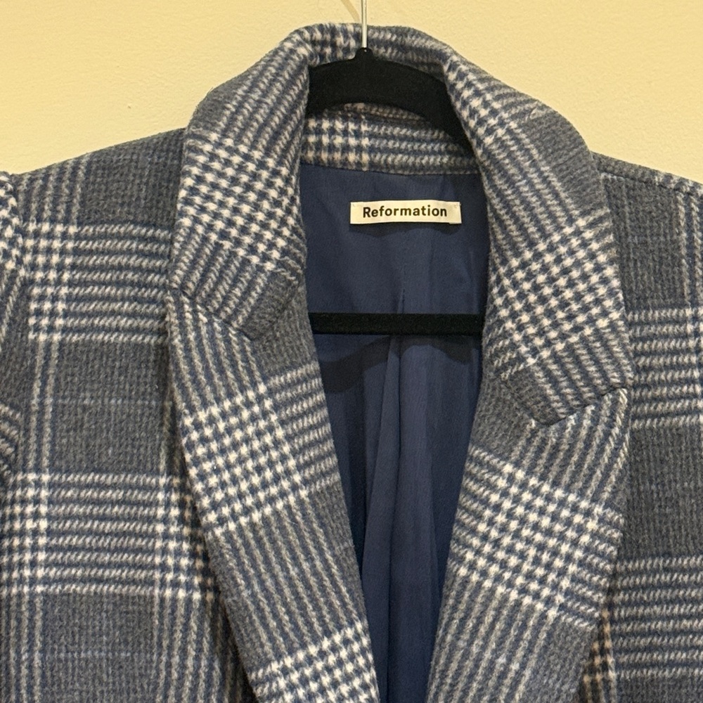 Reformation York Coat (blue plaid) - Picture 4 of 10